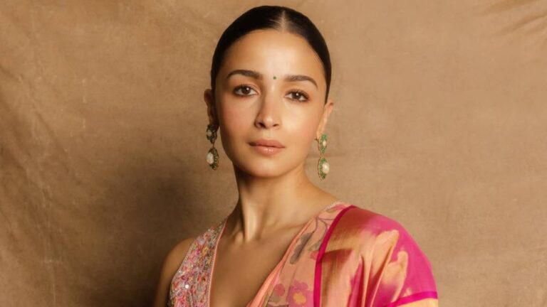 alia-bhatt-18-1747125628.jpg