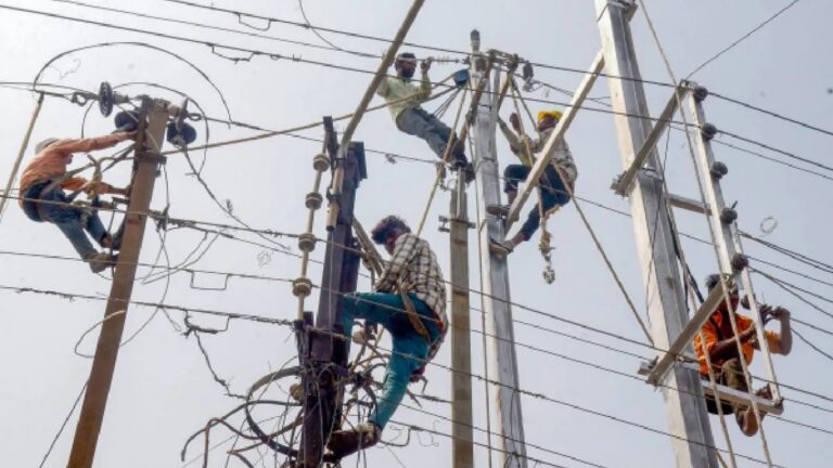 delhi-electricity-1747409895.jpg