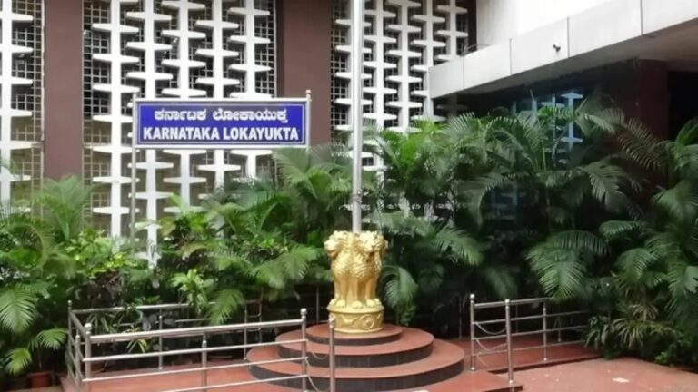 karnataka-lokayukta-1747279321.jpg