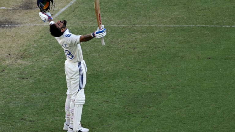 virat-kohli-1747274457.jpg